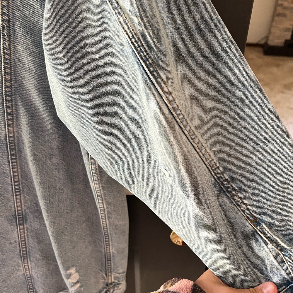 American Eagle Outfitters Light Blue Jean Jacket - Picture 5 of 8